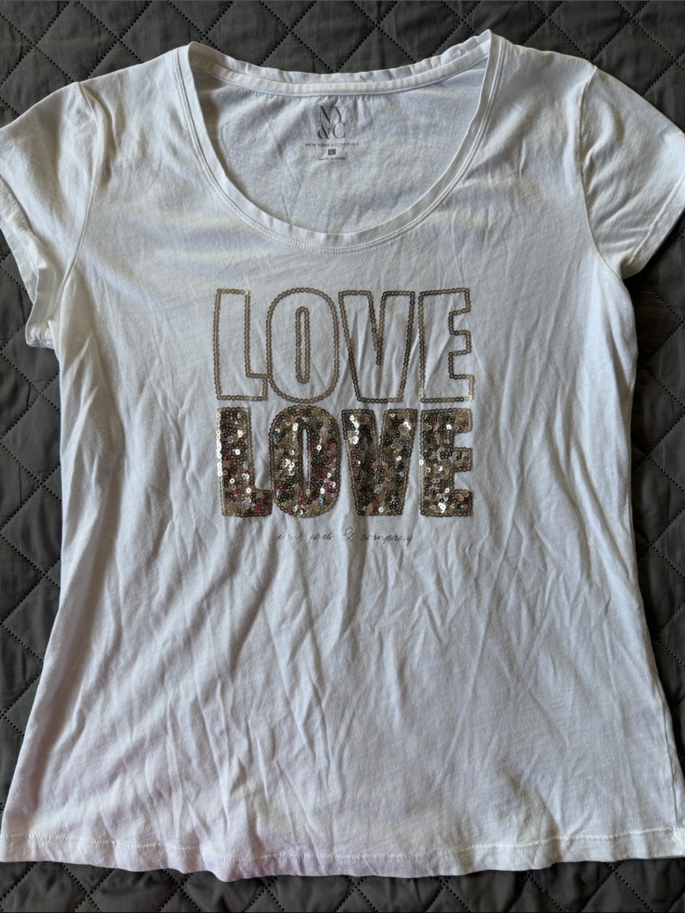 New York & Company White Scoop Neck Tee with Sequin 'LOVE' Graphic